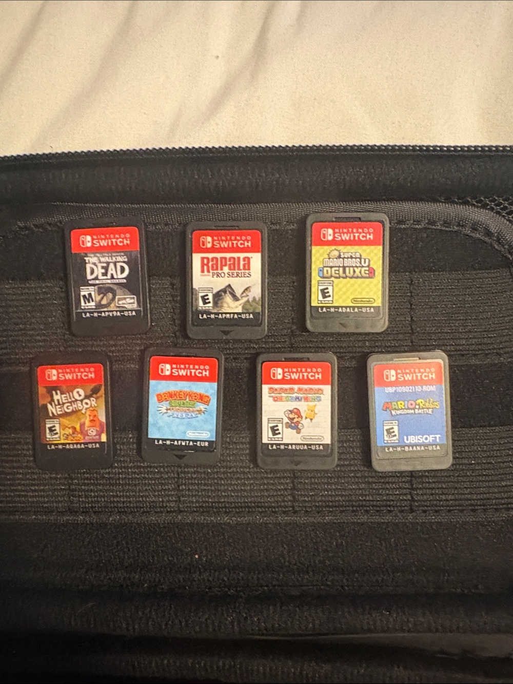 Nintendo Switch with Neon Blue & Neon Red Joy‑Con in Protective Case w/ 7 games - Picture 5 of 9